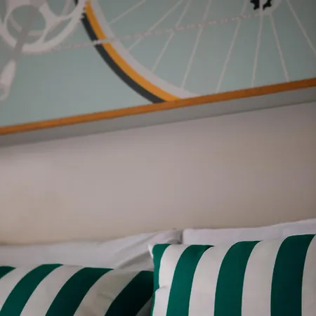 Hotel The People - 2*