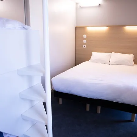 The People - 2* トゥール