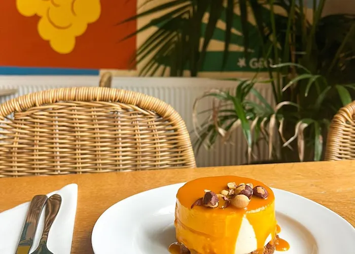 The People - 2* Tours